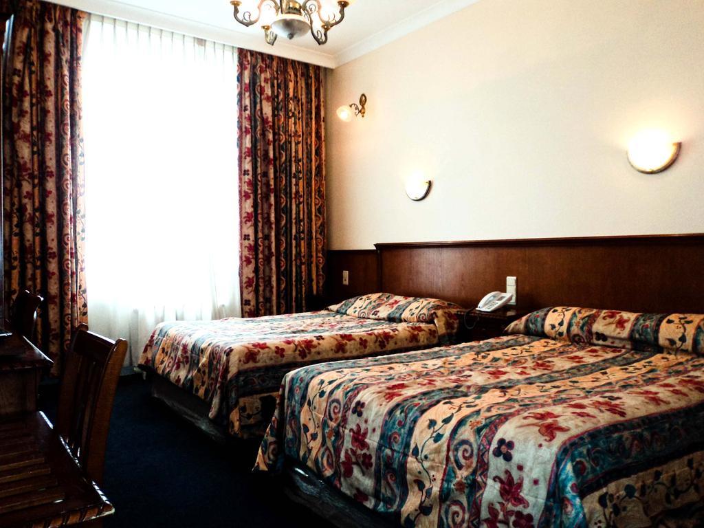 Hotel Continental Saint-Gilles Phòng bức ảnh