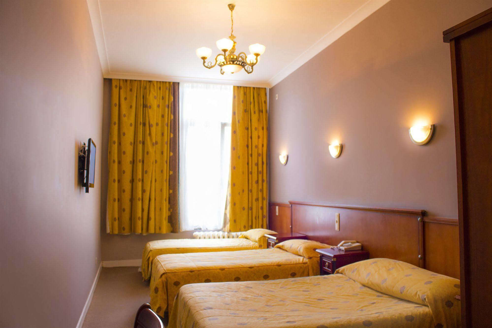 Hotel Continental Saint-Gilles Ngoại thất bức ảnh