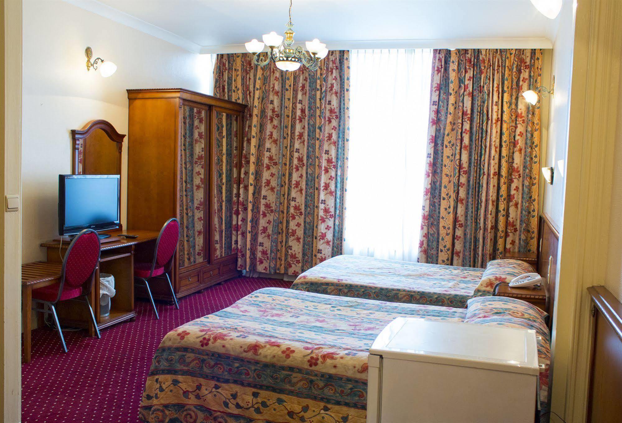 Hotel Continental Saint-Gilles Ngoại thất bức ảnh